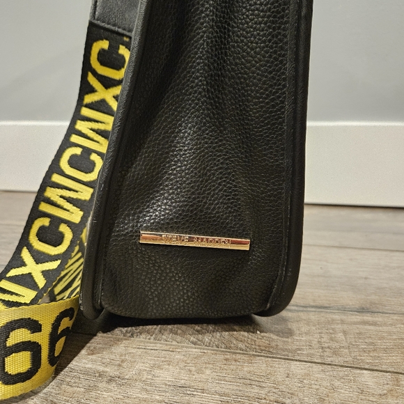 Steve Madden HandBag and Strap - Picture 6 of 6
